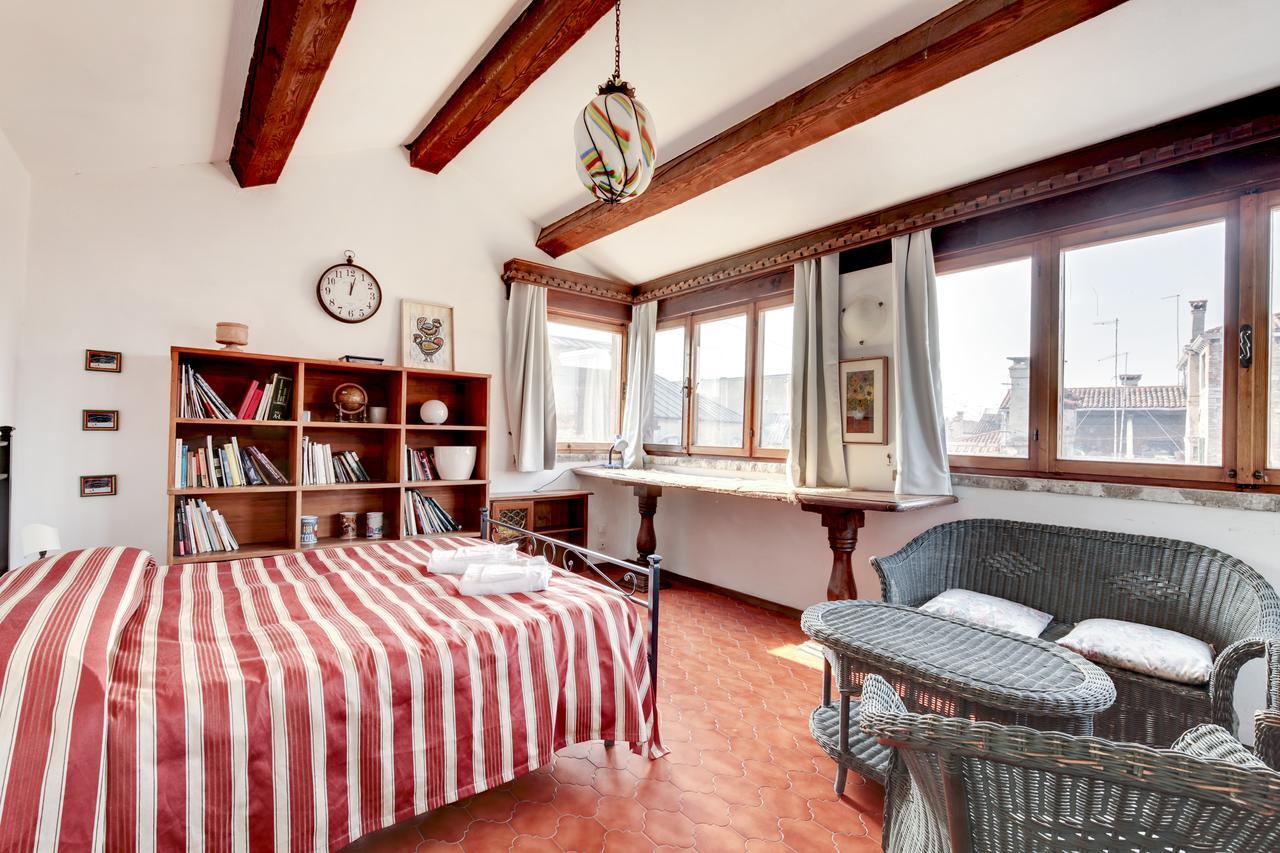 Canale Veneţia Exterior foto